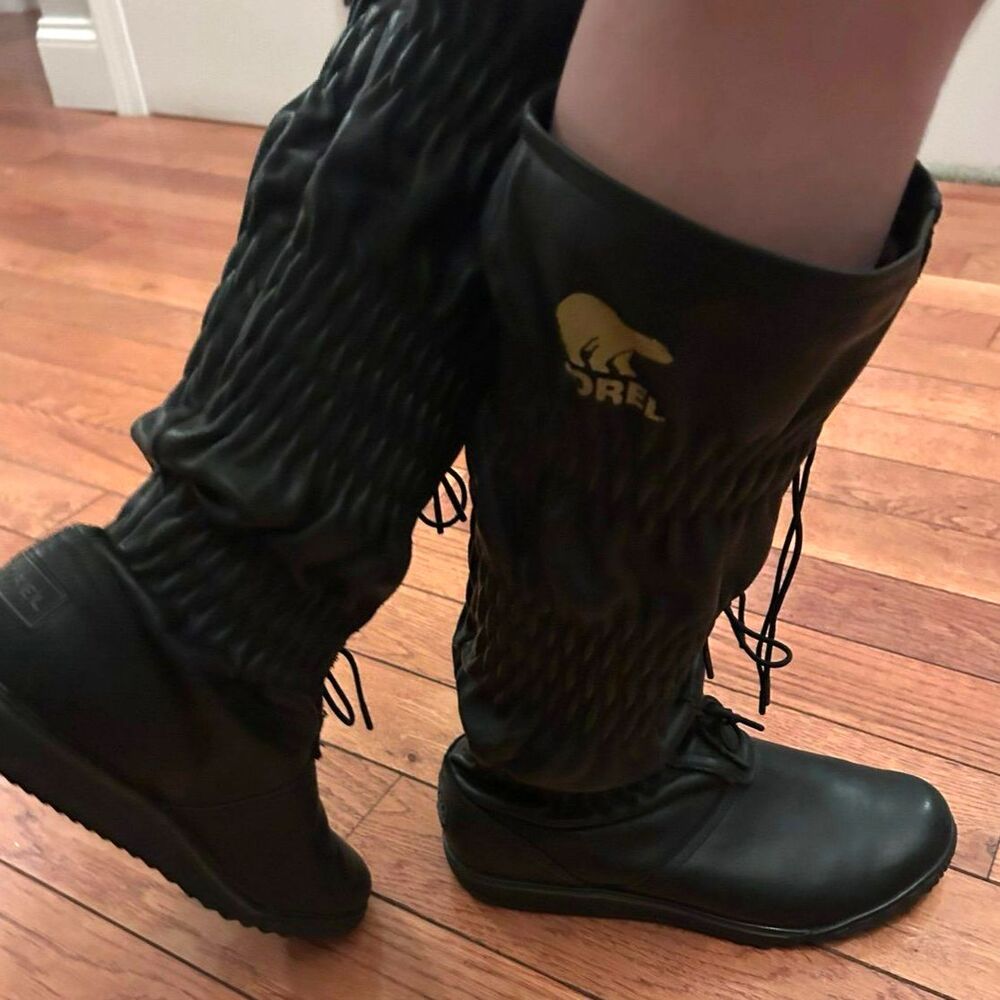 Sorel Rain boots size 7.5